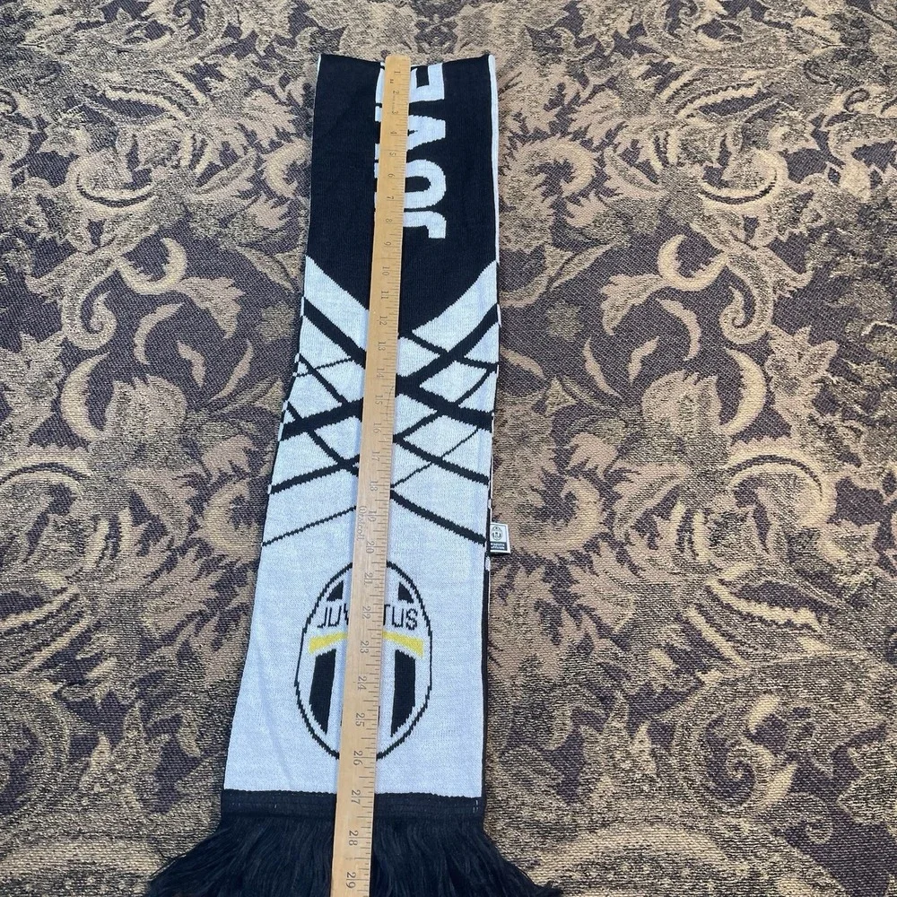 Juventus Soccer Football Scarf Licensed New White Black Double Sided New